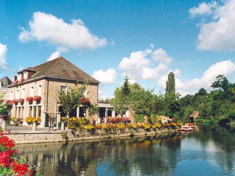 Le Lion Verd Putanges-le-Lac Exterior foto